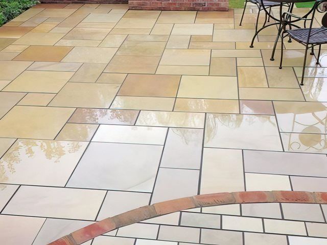 Patio Cleaners in Lincoln
