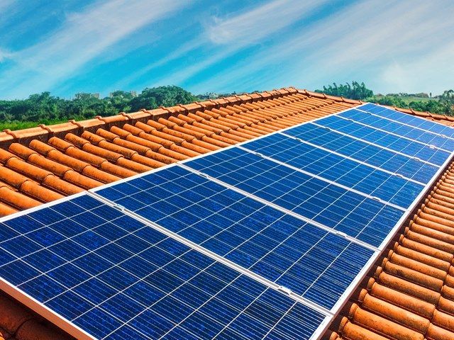 Solar Panel Cleaners in Lincoln