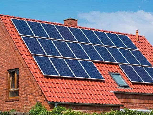 Solar Panel Cleaners in Lincoln